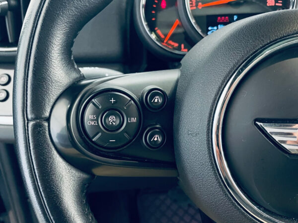 MINI COOPER Countryman – Image 17