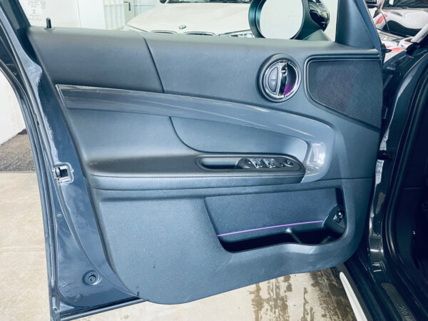 MINI COOPER Countryman – Image 11