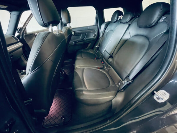 MINI COOPER Countryman – Image 27