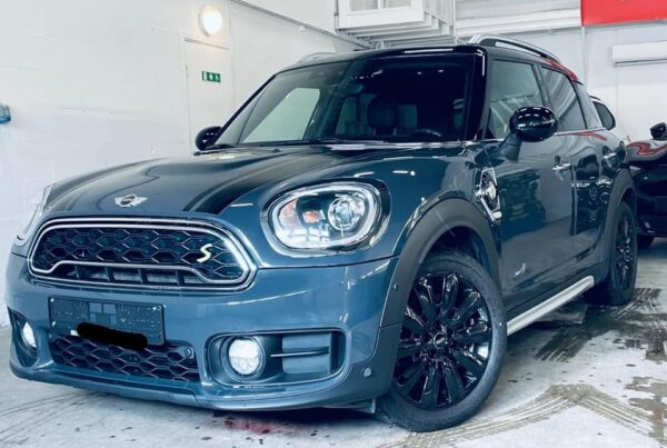 MINI COOPER Countryman – Image 2