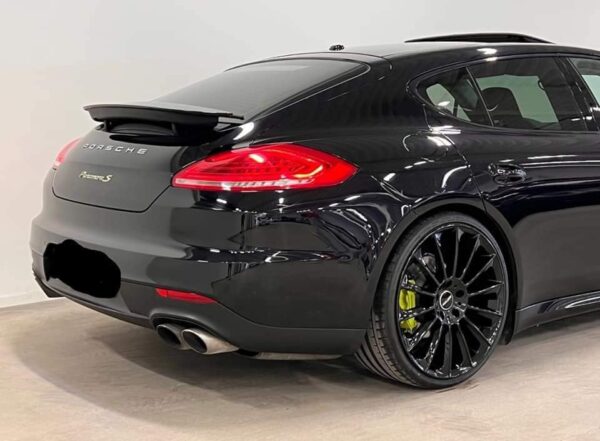 Porsche Panamera – Image 8