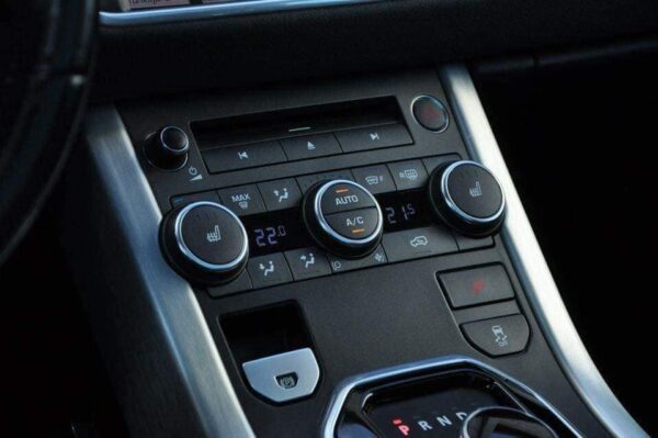 Land Rover Range Rover Évoque – Image 22