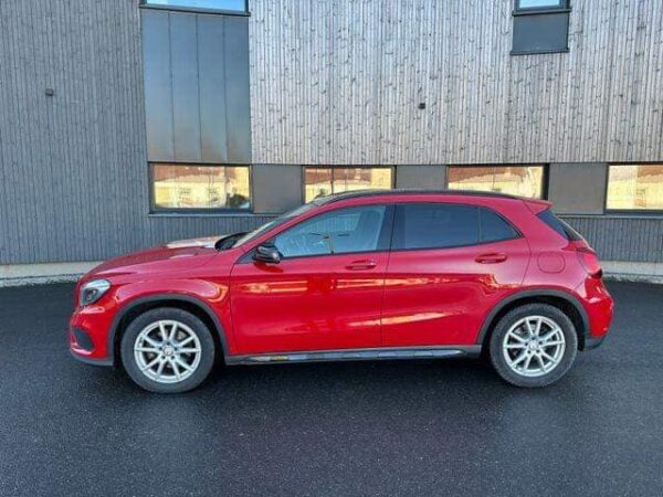 Mercedes-Benz GLA 200 – Image 6