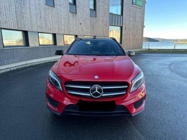Mercedes-Benz GLA 200