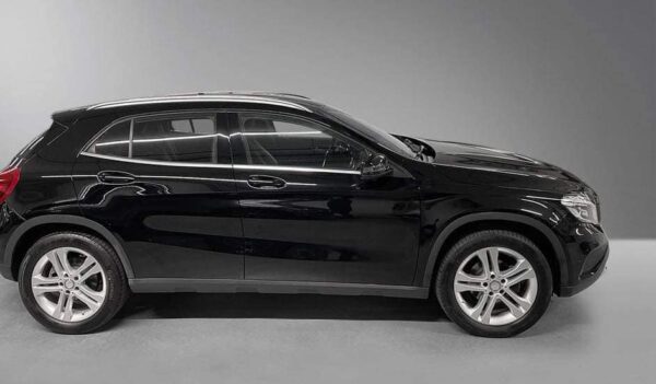 Mercedes-Benz GLA – Image 5