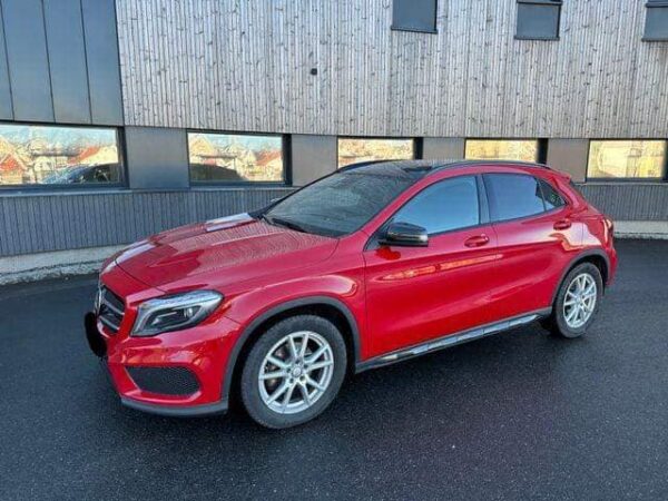 Mercedes-Benz GLA 200 – Image 3