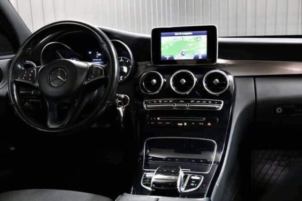 Mercedes-Benz C-classe – Image 23