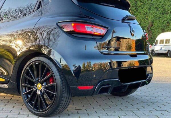 Renault Clio – Image 9
