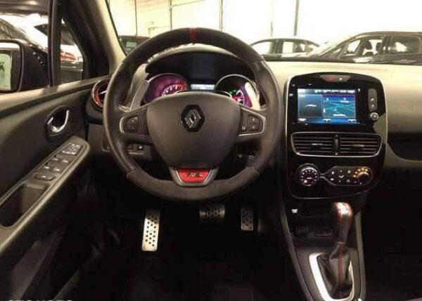 Renault Clio – Image 13