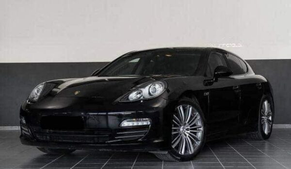 Porsche Panamera 4 – Image 5