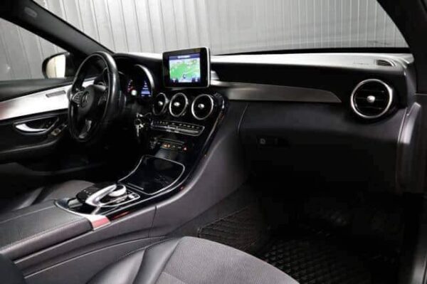 Mercedes-Benz C-classe – Image 24