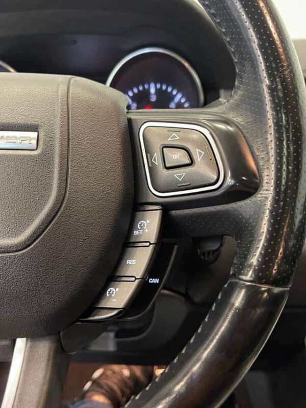 Land Rover Range Rover Evoque – Image 32