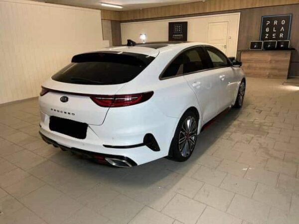 Kia ProCeed – Image 25