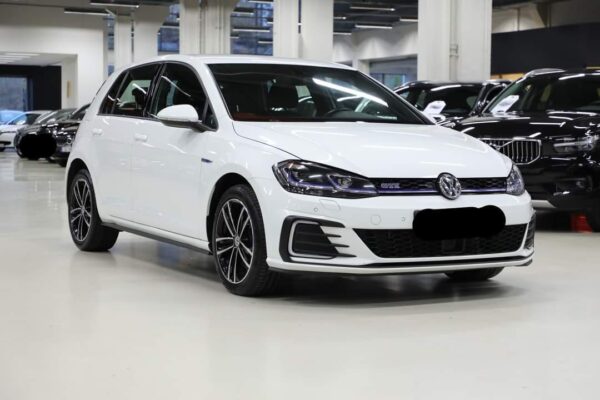 Volkswagen Golf – Image 2