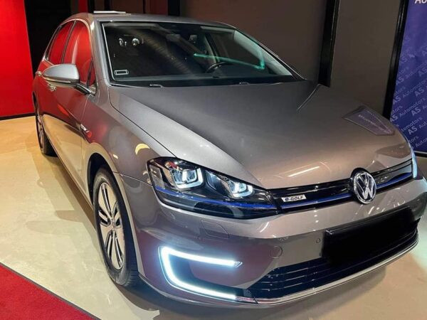 Volkswagen Golf – Image 2