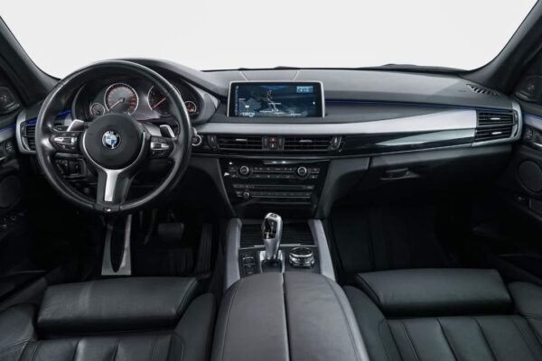 BMW X5 – Image 11