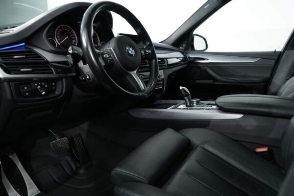 BMW X5 – Image 16