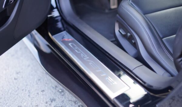 Chevrolet Corvette – Image 15