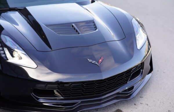 Chevrolet Corvette – Image 20