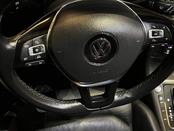 Volkswagen Golf – Image 13