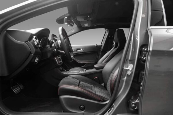 Mercedes-Benz GLA 200 – Image 22