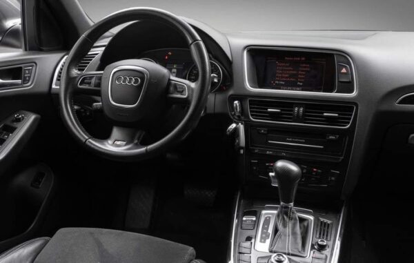 Audi Q5 2,0 TDI quattro S tronic – Image 10