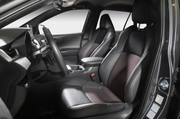 Toyota RAV4 – Image 6