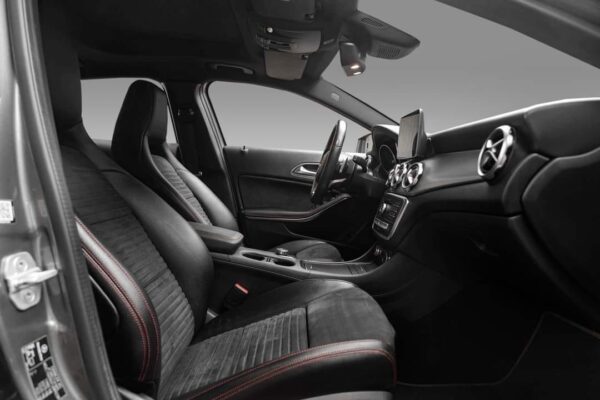 Mercedes-Benz GLA 200 – Image 16