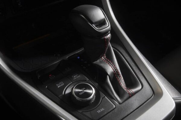 Toyota RAV4 – Image 10