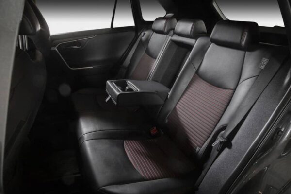 Toyota RAV4 – Image 17