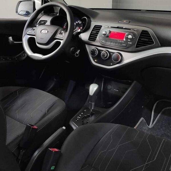 Kia Picanto EX – Image 6