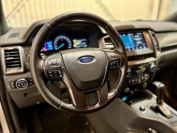 Ford Ranger 3.2 – Image 16