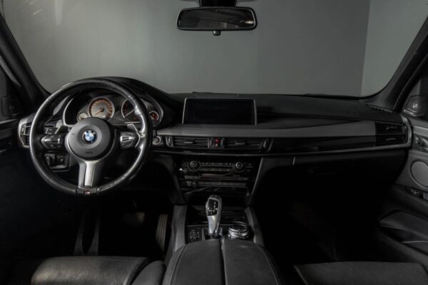 BMW X5 – Image 5