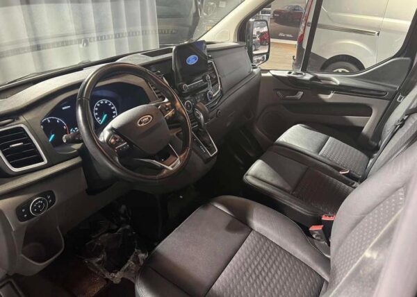 Ford Transit Custom L2H1 – Image 8