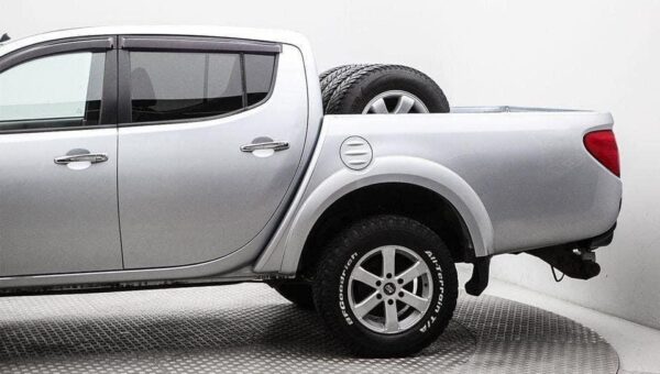 Mitsubishi L200 – Image 18