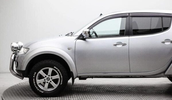 Mitsubishi L200 – Image 19