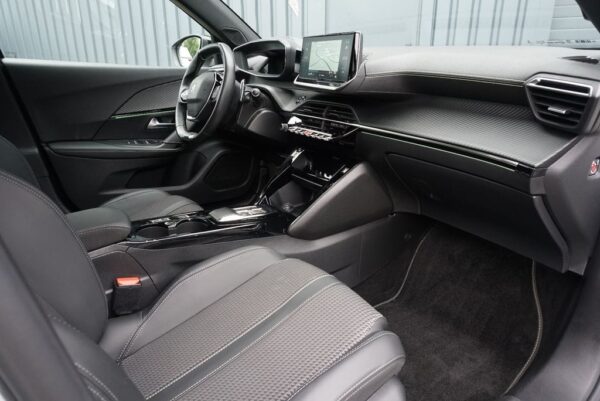 Peugeot 2008 GT-Line – Image 17