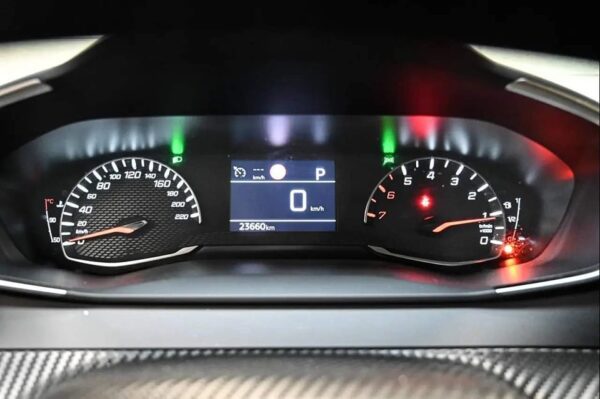 Peugeot 2008 – Image 9