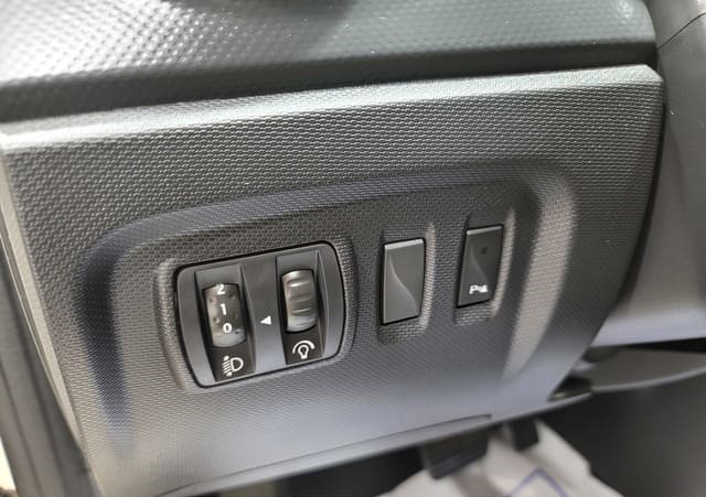 Renault Samsung QM3 – Image 22