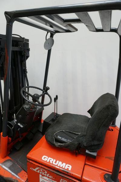 CHARIOT ÉLÉVATEUR ÉLECTRIQUE Linde E 12 Z/324 – Image 2