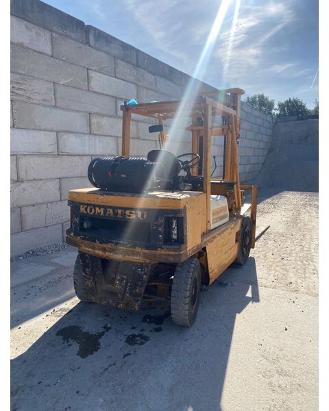 CHARIOT ÉLÉVATEUR DIESEL Komatsu FG35 – Image 4