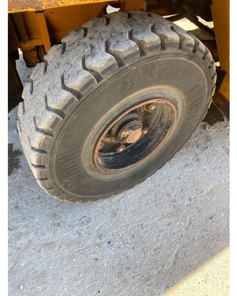 CHARIOT ÉLÉVATEUR DIESEL Komatsu FG35 – Image 3