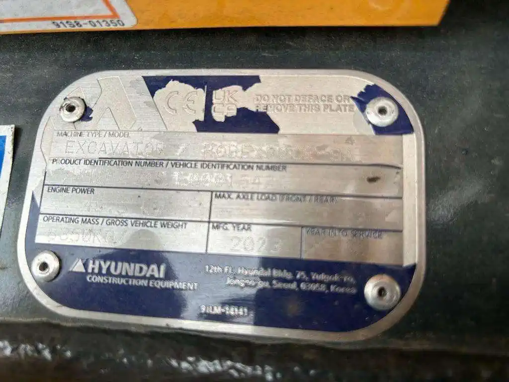 Mini pelle HYUNDAI R80CR-9A, occasion – Image 2