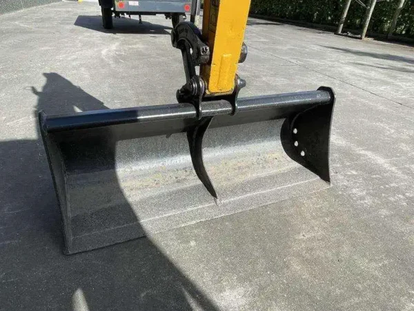 Mini pelle JCB 15 C-1 occasion – Image 15