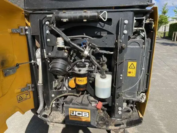 Mini pelle JCB 15 C-1 occasion – Image 4