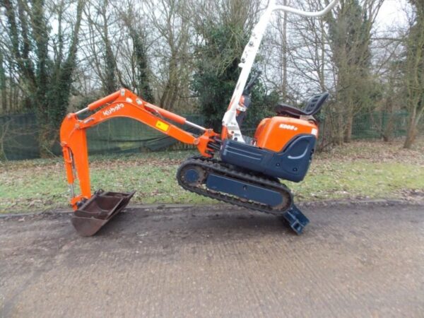 Kubota K008-3 Micro d’Occasion (2013) – Mini-Pelle 0,8T avec Moteur Neuf – 2 694 h – Image 12