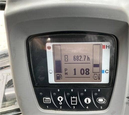 MINI-PELLE Kubota KX057-4 / ANNÉE 2018 – Image 11