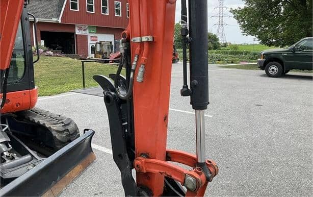 MINI-PELLE Kubota KX057-4 / ANNÉE 2018 – Image 13