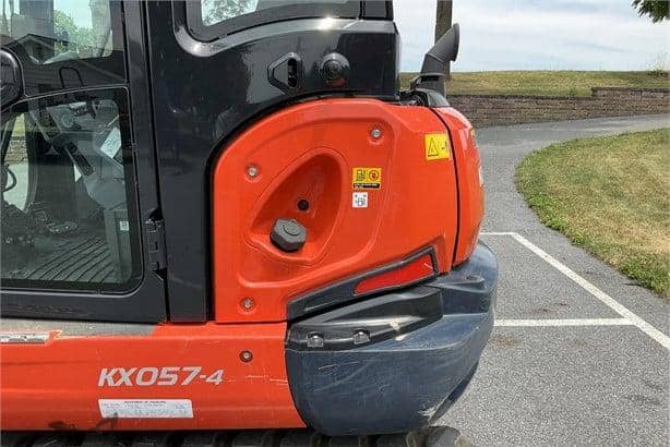 MINI-PELLE Kubota KX057-4 / ANNÉE 2018 – Image 14