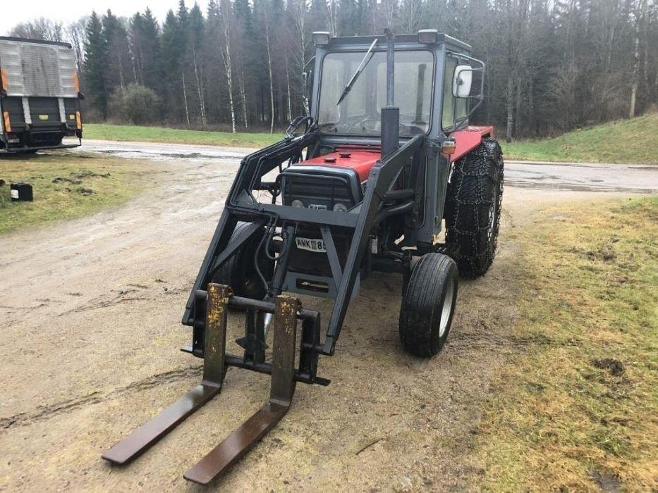 TRACTEUR AGRICOLE MASSEY FERGUSON 390 – Image 3